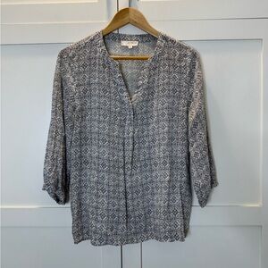 Kenar Gray White Patterned Blouse 3/4 Sleeve Size: Medium